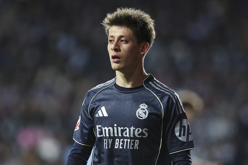 开云-送助攻仍被换下！9000万红星1个月2次不满主帅 蔑笑嘲讽：总是我